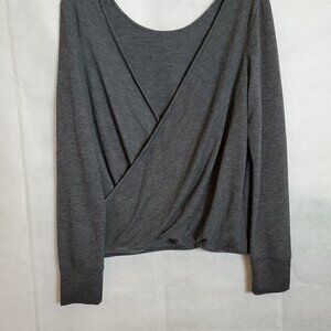 💎184 Victoria's Secret Cropped Wrap Gray Top